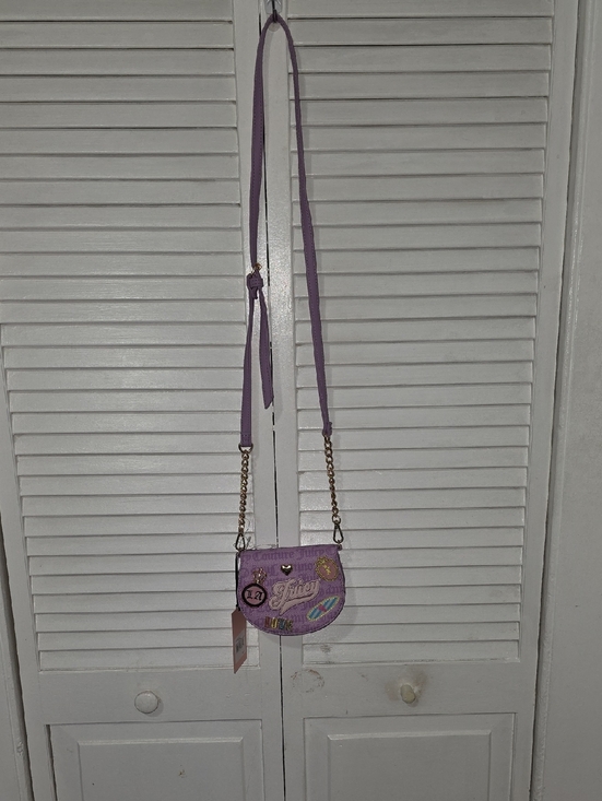 Juicy Couture Handbags - JUICY COUTURE "JUICY RUN THE WORLD" MINI ROUNDED FLAP BIFOLD CROSSBODY NWT